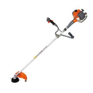 DEBROUSSAILLEUSE OLEO MAC SPARTA 441T